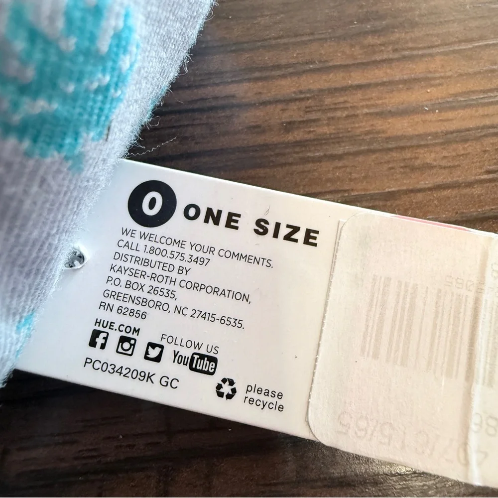 NWT HUE LIGHT BLUE TURQUOISE PALM TREE CREW SOCKS